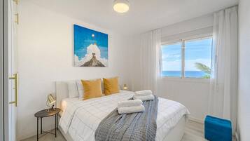 2 makuuhuonetta, silitysrauta/-lauta, Wi-Fi, vuodevaatteet