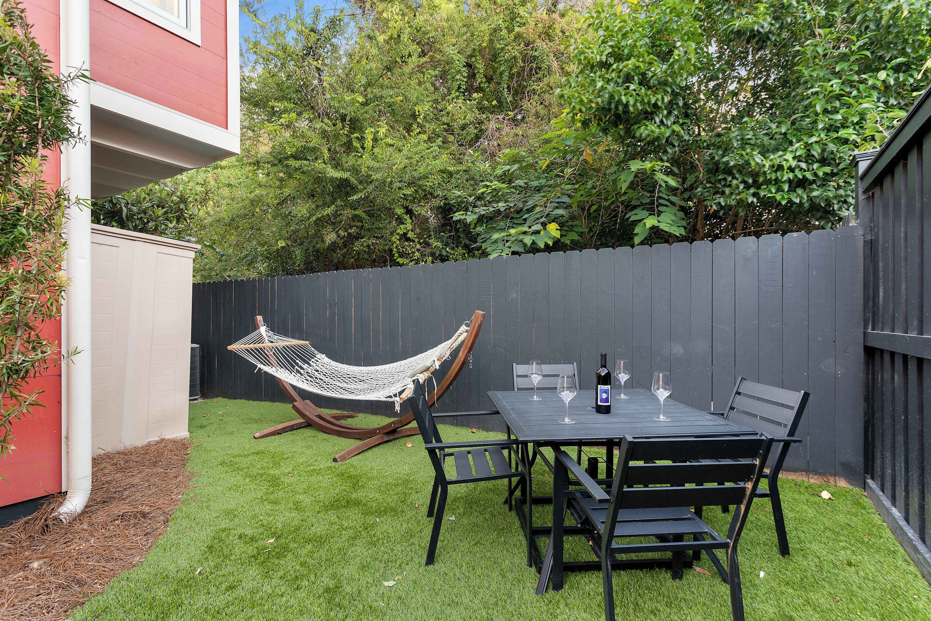 屋外ダイニングエリア