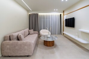 In-room safe, desk, blackout drapes, soundproofing