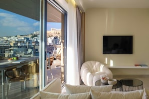 3-Bedroom House with Outdoor Hot Tub & Acropolis View | Living area - Thea Acropolis Suites & Apartments (Athens)