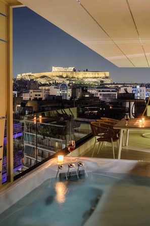 3-Bedroom House with Outdoor Hot Tub & Acropolis View | Terrace/patio - Thea Acropolis Suites & Apartments (Athens)