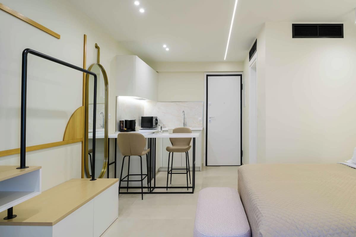 In-room safe, desk, blackout drapes, soundproofing