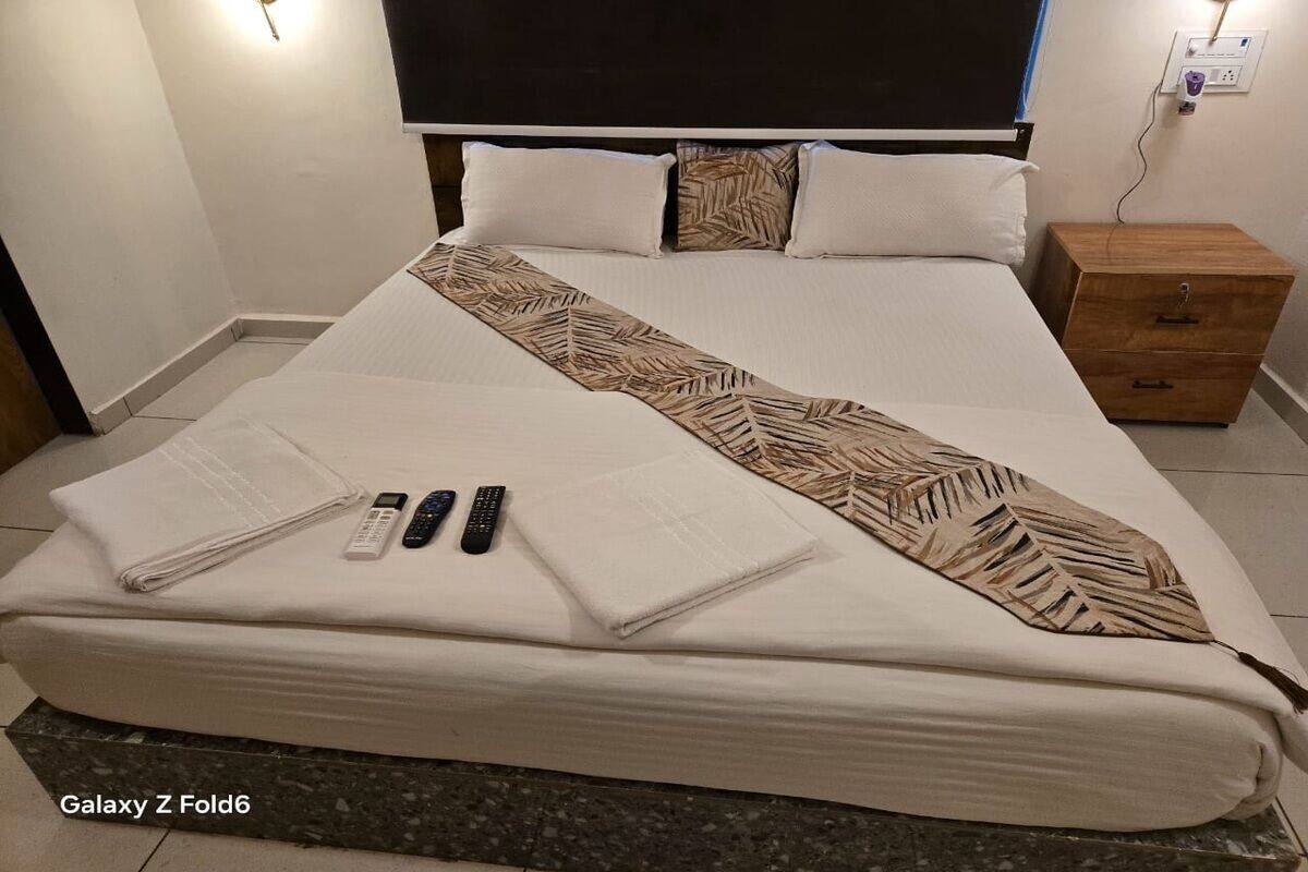 Doppelzimmer | Bügeleisen/Bügelbrett, kostenloses WLAN