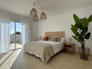 4 bedrooms, iron/ironing board, WiFi, bed sheets - Beautiful Villa with Sea Views, Great Location and Air Conditioning (Sant LLuis)