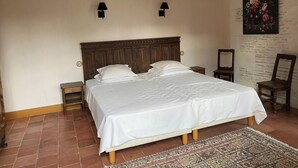 Room - Nature immersion just 3 minutes from Tours (Mettray)