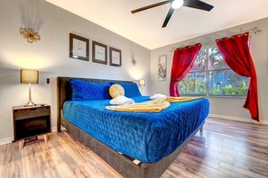 15 bedrooms, desk, travel crib, WiFi