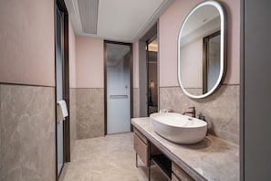 Bathroom - MERCURE GUANGZHOU FINANCIAL CITY (Guangzhou)