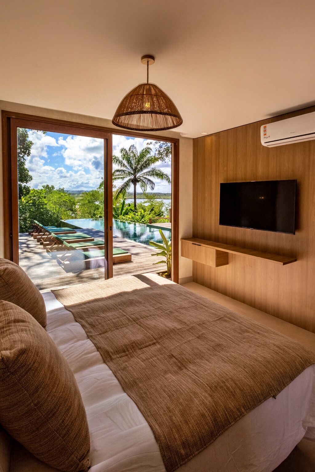 Standard Suite, Sea View