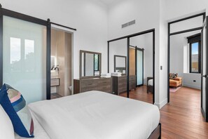 3 bedrooms, iron/ironing board, travel crib, WiFi