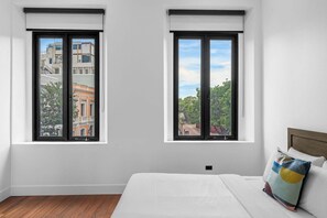 3 bedrooms, iron/ironing board, travel crib, WiFi - Icon Bomba Suite | Modern Unit w. Historic Charm (Ponce)