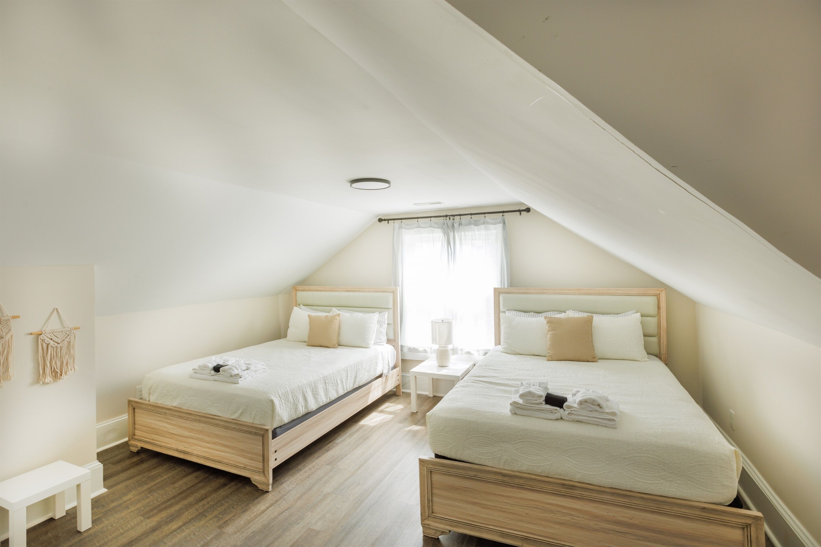 8 عدّة غرف نوم