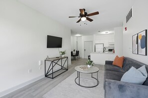 Smart TV, offices