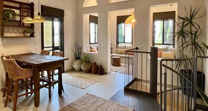 Stylish Patio Duplex by Sea N' Rent