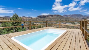 Outdoor spa tub - GC0275 Holiday cottage in Chira with shared pool (San Bartolomé de Tirajana)