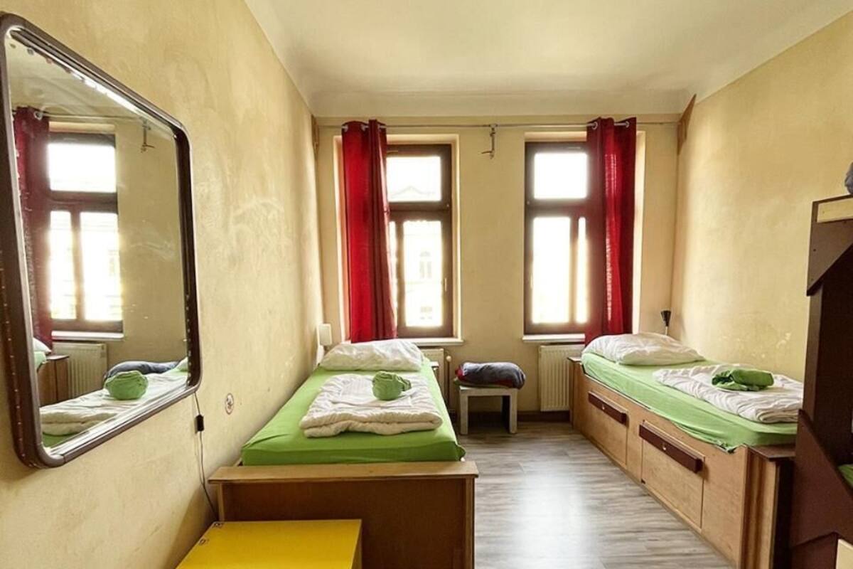 Free cots/infant beds, free WiFi, individually decorated