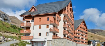 Apartment for 6 People in Saint François Longchamp (1650 m)