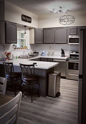 Soothing 3-bedroom house with AC in Wheaton