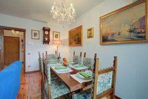 패밀리 아파트, 침실 여러 개, 욕실 2개 (Lake Garda Home) | 다이닝