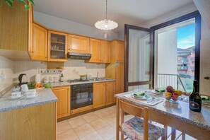 冰箱、烤箱、炉灶、茶具/咖啡用具