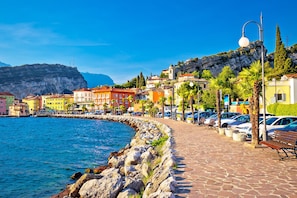 Parking - Lake Garda Home - 3BR With Balcony Views (Riva del Garda)