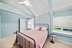 2nd Guest Bedroom - Ponce Inlet Waterfront Escape - 4 Bedroom 3 Bath (Ponce Inlet)