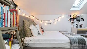 Tweepersoonskamer, gemeenschappelijke badkamer | Gratis wifi, beddengoed
