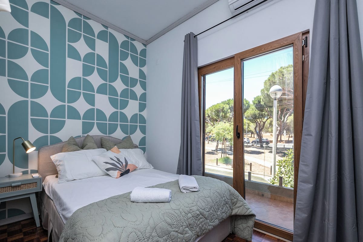 Basic Quadruple Room | Free WiFi, bed sheets