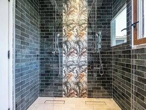 Shared bathroom - Walk in Hostel Faro (Faro)
