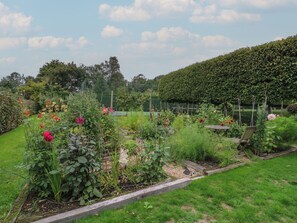Property grounds - The Piggery (Maidstone)