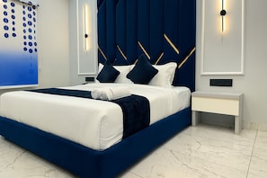 Suite Room with Jacuzzi
