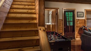 Games room - Once Upon A Time- Where romance begins- King Suite, Fireplace, 2-levels (Sevierville)