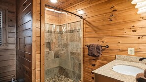 Towels - Once Upon A Time- Where romance begins- King Suite, Fireplace, 2-levels (Sevierville)