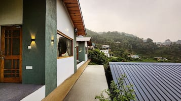 Deluxe Double Room, Mountain View | Terrace/patio