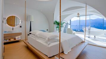 Superior Double Room, Ocean View | Blackout drapes, soundproofing, free WiFi