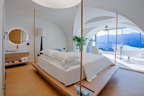 Superior Double Room, Ocean View | Blackout drapes, soundproofing, free WiFi