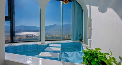 Dali Canghai Xueyue Seaview Hotel