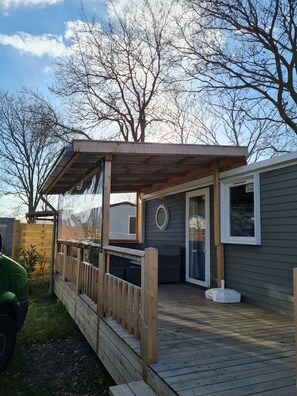 Terrace/patio - Chalet JT05 #quiet#cozy#close to the town and the sea (Renesse)