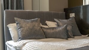3 habitaciones, tabla de planchar con plancha y wifi gratis 