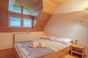 Family Studio (Oblak Estate Studio Lana)