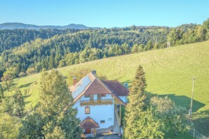 Exterior - Oblak Estate (Ribnica)