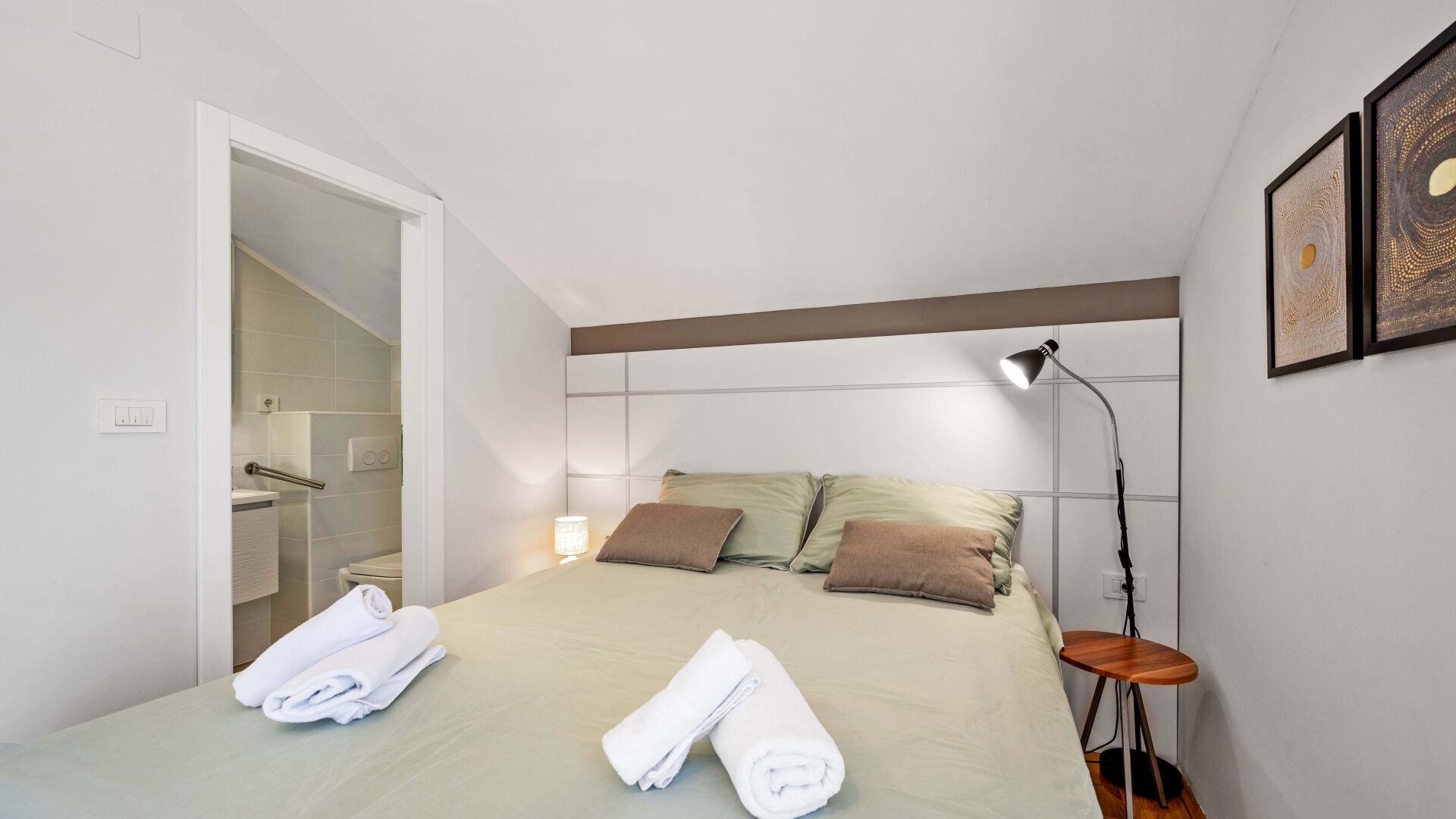 Wifi gratis y ropa de cama 