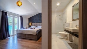 Iron/ironing board, free WiFi, bed sheets - Villa Estera by Villas Guide (Ston)