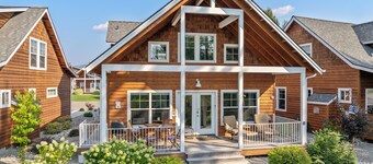 New Listing! Sunset Views | Dover Bay Bungalow Retreat | Private Deck + BBQ