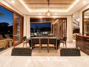 Interior - Luxury 5-Bedroom Canggu Beach Villa Scenic View (Kuta Utara)