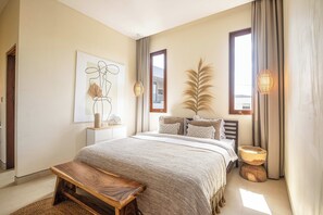 4 室のベッドルーム、アイロン / アイロ�ン台、WiFi (無料)、ベッドシーツ