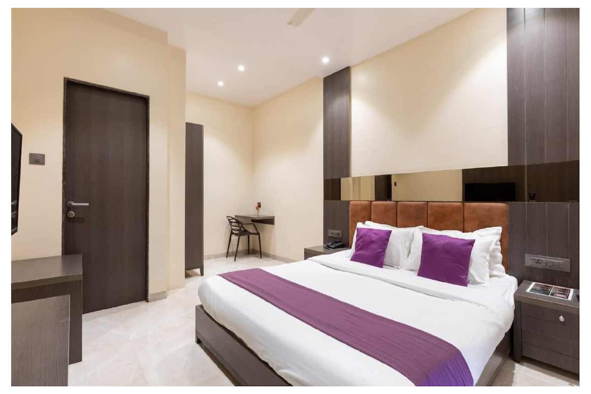 Luxury Quadruple Room, City View | Free WiFi