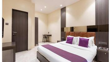 Luxury-Vierbettzimmer, Stadtblick | Kostenloses WLAN