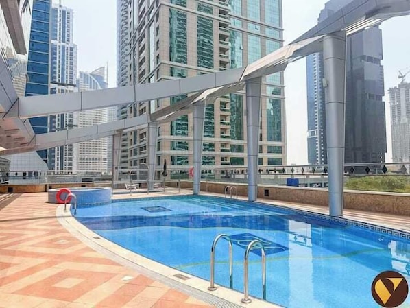 Piscina externa
