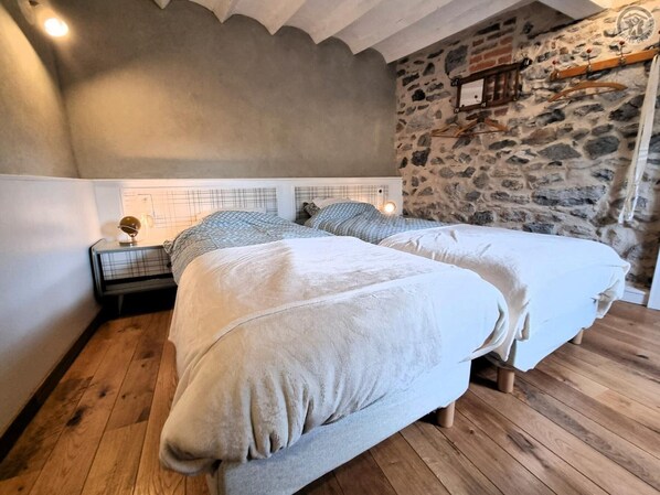 2 bedrooms, free WiFi