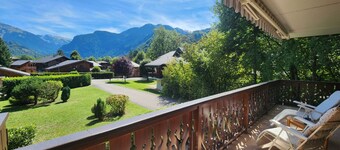 Quiet T3 in Samoëns, near center, WIFI, private parking